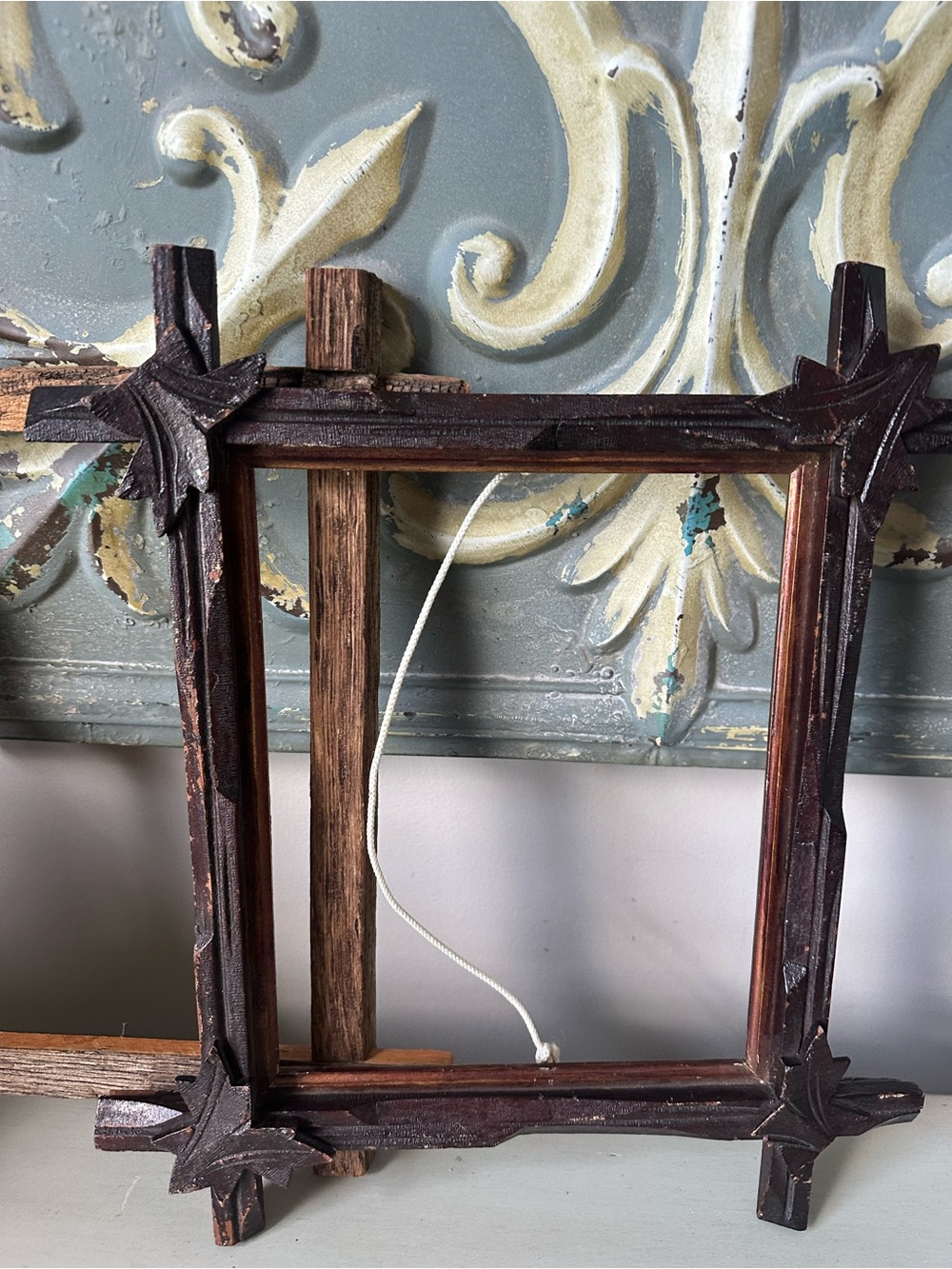 Vintage primitive Adirondack picture frames lot of 2 - Picture 2 of 9